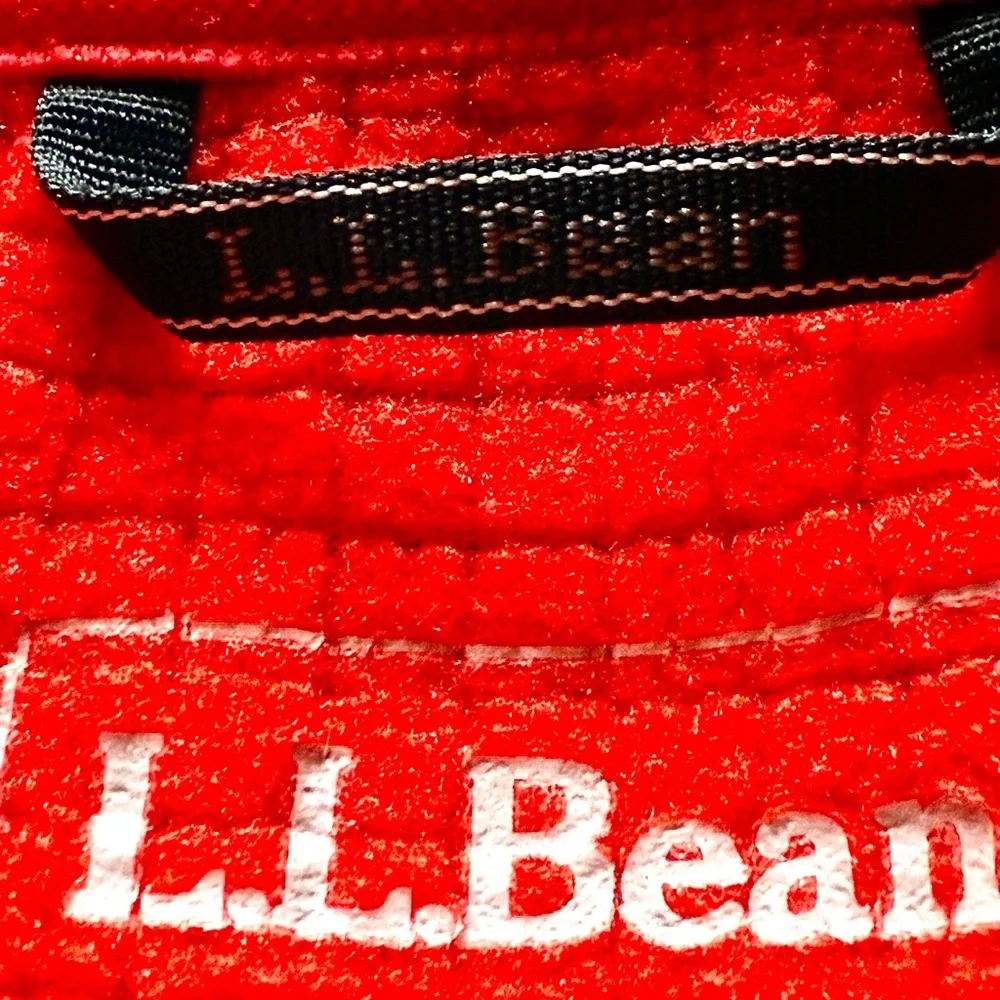 L.L. Bean Red Zip Up‎ Sweater Vibrant Sporty Design